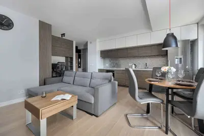 Image de Suwalska 32 | Wroclaw | Spacious Apartment | 2 Parking Spaces | Air Conditioning