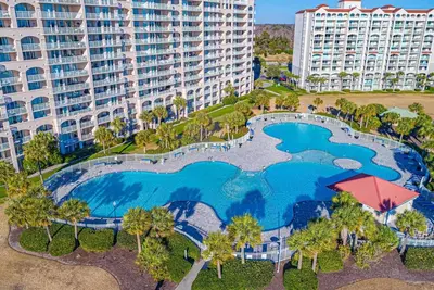 Image de Barefoot Resort Studio | Pool, Balcony & Waterway Views