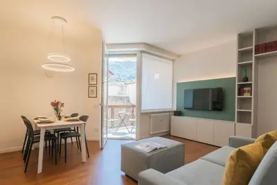 Image de Como Volta Square with Terrace