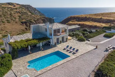 Image de The Alexander Villa - Quatre Chambres Villa, Couchages 9