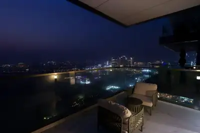 Image de Beachfront 2br+M | One Jbr | Sea + Palm Views