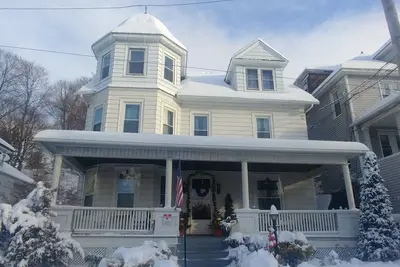 Image de Beautifully restored Victorian home
