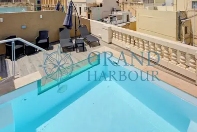 Image de Casa Del 'Arte in Ghaxaq – Rooftop Pool & Garage
