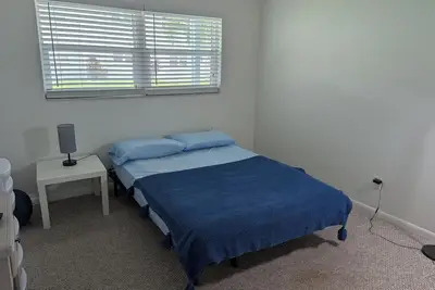 Image de Amazing move in ready condo just 10 minutes from the beach. 65 plus community.