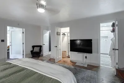 Image de 3br/2ba 1939 Midtown Home — Near Fsu & Tmh — Ev Charger — Pet Friendly