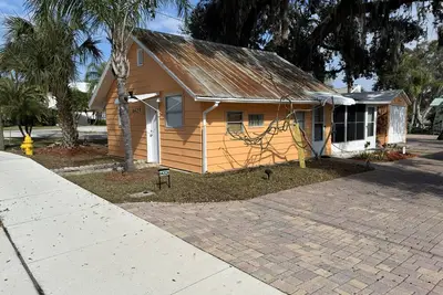 Image de Downtown Bungalow#2