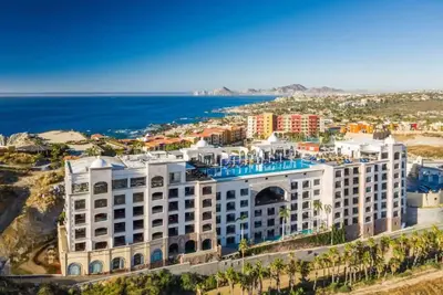 Image de Chic 2-Bedroom Villa with Fine-Dining and Ac in famous Cabo San Lucas