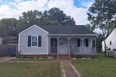 Image de Stylish 3br Retreat Near Hospitals, Shipyard, and Casino.