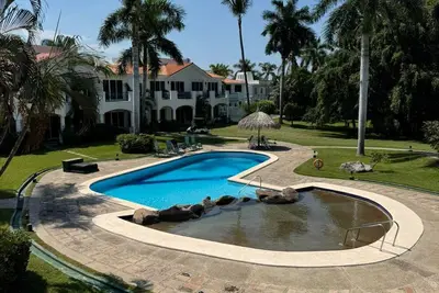 Image de 2 Bedroom condo with pool in El Cid for a monthly stay