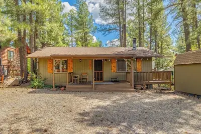 Image de Munds Park Cabin Retreat