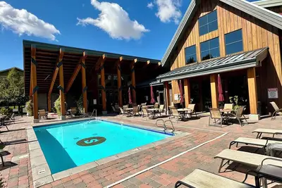 Image de 2br/2ba Retreat Near Sun Valley · Pool & Hot Tub