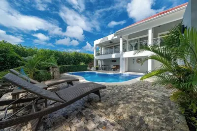 Image de Luxury 4 bedrooms villa in terramar /Sosua