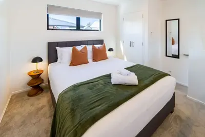 Image de Executive Central City Loft with Parking