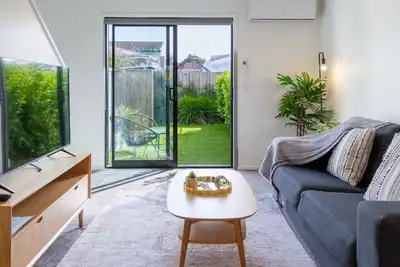 Image de Chic Riccarton Stay with Parking + Outdoor Space