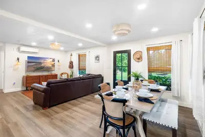 Image de Tropical Lake Getaway - A Peaceful, Secluded 2-bedroom retreat