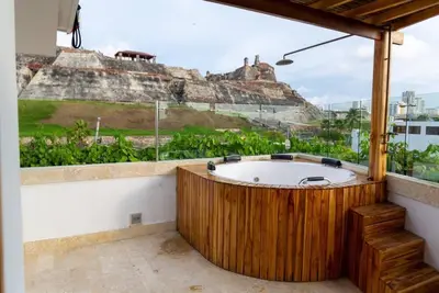 Image de Blue House Castillo View – Private Jacuzzi & Colonial Balconies