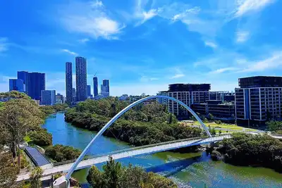 Image de Stunning 2br with River & City Views in Parramatta