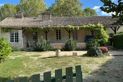 Image de Havre de paix : gîte 8 personnes avec piscine à Boisse