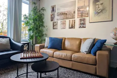 Image de Limoilou urbain | 8 pers • 2 ch • Clim • 2 Parking