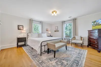 Image de 2 bedroom Charming Farmhouse Getaway : Levi Hall