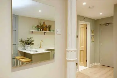 Image de Victoria Bar by Chateau Anna, Central, free parking