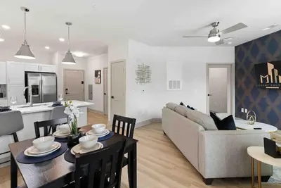 Image de Upscale Living 5 Min From Downtown