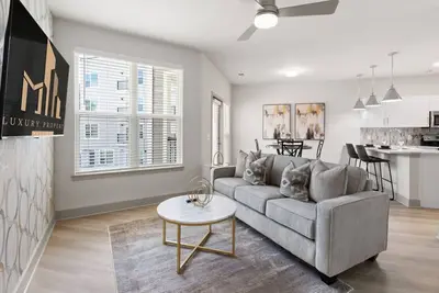 Image de The Luxe Living 5 Min From Downtown