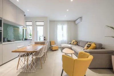 Image de Modern 1br in Exarchia | Green-View Balcony