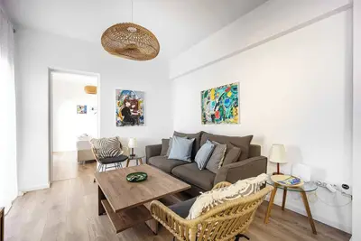 Image de O&O Group- Cozy 2br Near Metro Acropolis View