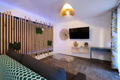 Image de Maison Climatisée Jardin Privée Calme & Confort