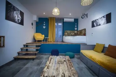 Image de Appartement 4 pers · Clim, Jacuzzi & Terrasse