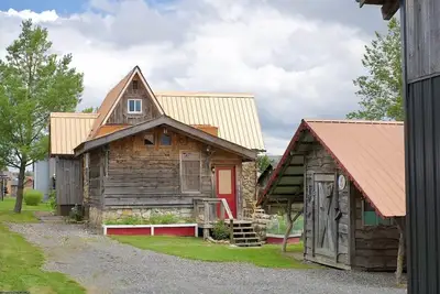 Image de Cc62-Adorable Cottage in Davis! Pets ok! Skiing