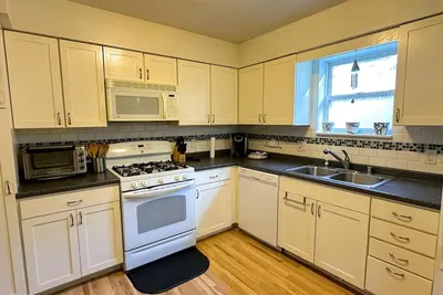 Image de Cozy Retreat in the Heart of Madison