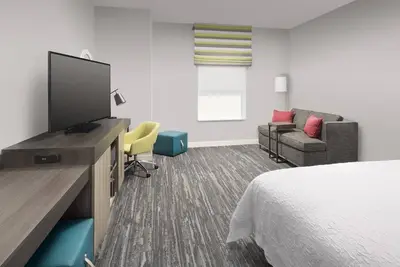Image de Miami Airport East Stay | 1 King Bed | Fitness Center