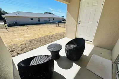 Image de The “Florida” Green Minutes from Wec, Obs, Fast & Hits. Located off of W Hwy 40!