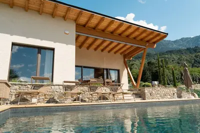 Image de Villa with private heated pool, Lake Como Colico, 4 bedrooms, 4 bathrooms