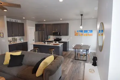 Image de Lemon Sunburst - Family Friendly Property