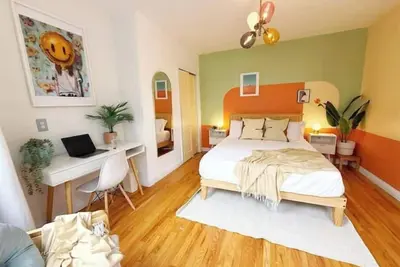 Image de Comfy Clean 2br 1ba Home- 15 mins to Times Square!