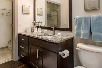 Image de 7th St. Behavior