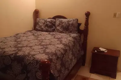 Image de Cozy Tobago apartment. Close to beaches and local restaurants.
