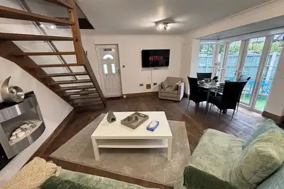 Image de Quirky 2-Bed Brentwood Home Near High St and Station