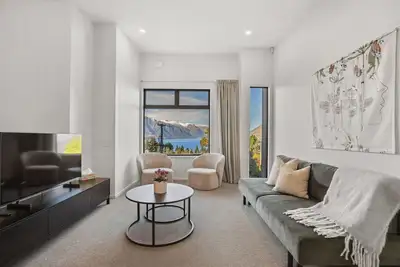 Image de Powder Peak Retreat - 2 min drive to town centre!