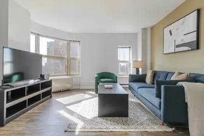 Image de Blueground | Rush & Division, view, nr Lincoln Park