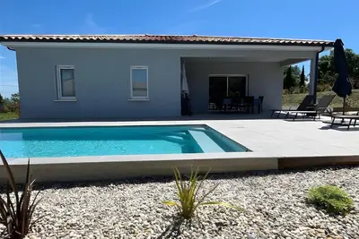 Image de Liledou - belle villa de plain-pied avec piscine individuelle