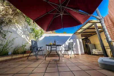 Image de « Appartement Central à Grenade » avec Terrasse Partagée, Wi-Fi et Climatisation