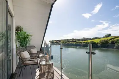 Image de 1 The Boatyard -  a duplex apartment that sleeps 7 guests  in 4 bedrooms