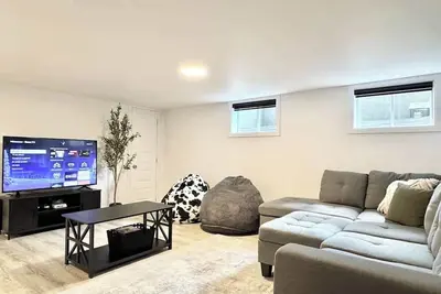 Image de Ste-Foy urbain | 4 chambres • Spa • Ve Chargeur