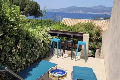Image de Maison de vacances 'Petite-villa La Maredda à Porticcio' avec jardin privé et climatisation