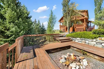 Image de Mountain & Pond Views, Hot Tub, Movie Theater