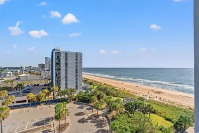 Image de Beautiful 8th floor one-bedroom condo at the Bluewater Resort.